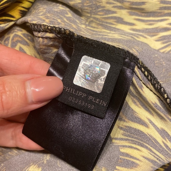 PHILIPP PLEIN
PATTERNED BLOUSE size S - Picture 11 of 12